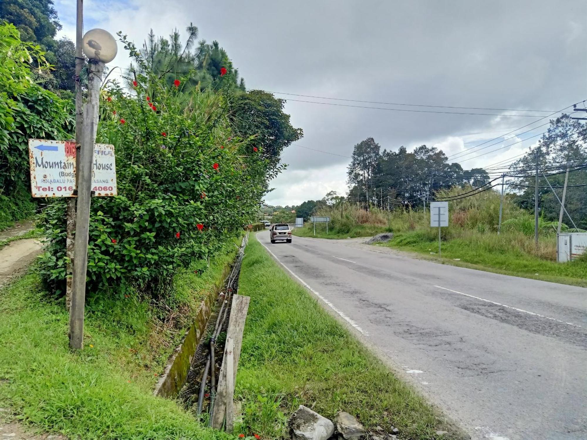 Oyo Home 90430 Mountain Resthouse Ranau Exterior foto